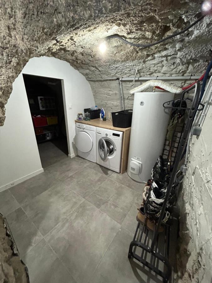 Appartement Neuf Tout Confort 55 M2 - 2 Chambres Pour 4/6 Personnes Le Chambon エクステリア 写真